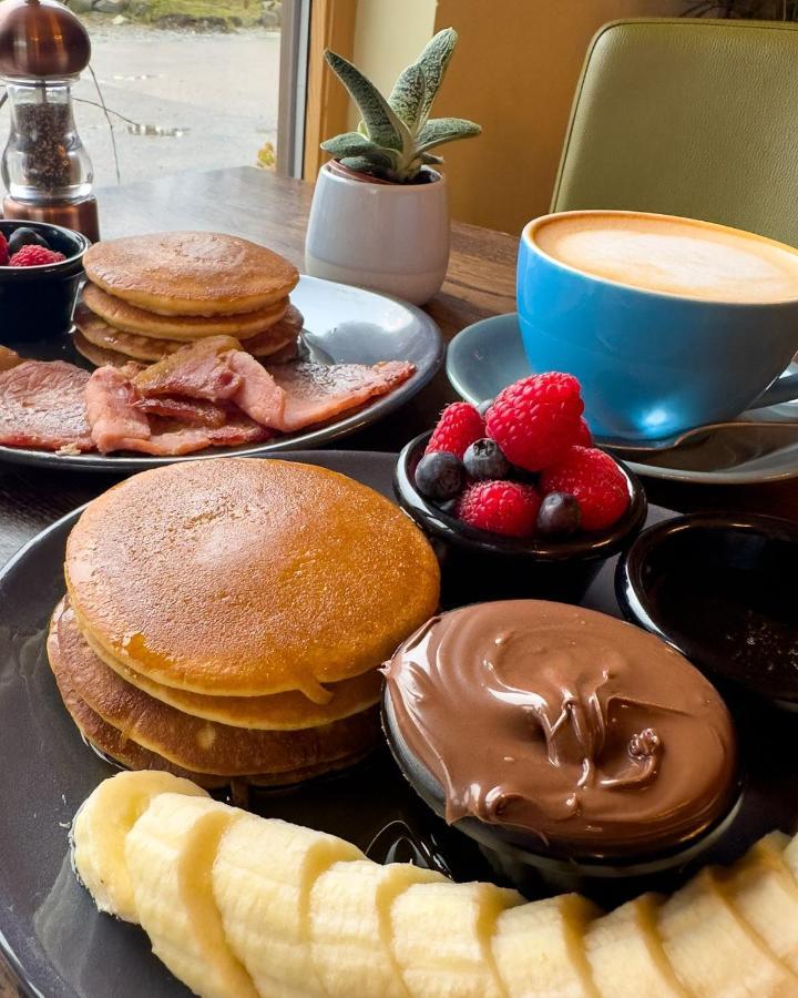 The Base Camp Hotel, Nevis Range فورت ويليام المظهر الخارجي الصورة